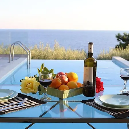 Almyra Villa Achlia